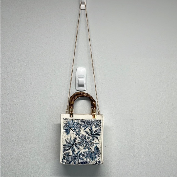Made In India | Botanical Beaded Mini Tote w/ Bamboo Handles - Picture 12 of 14